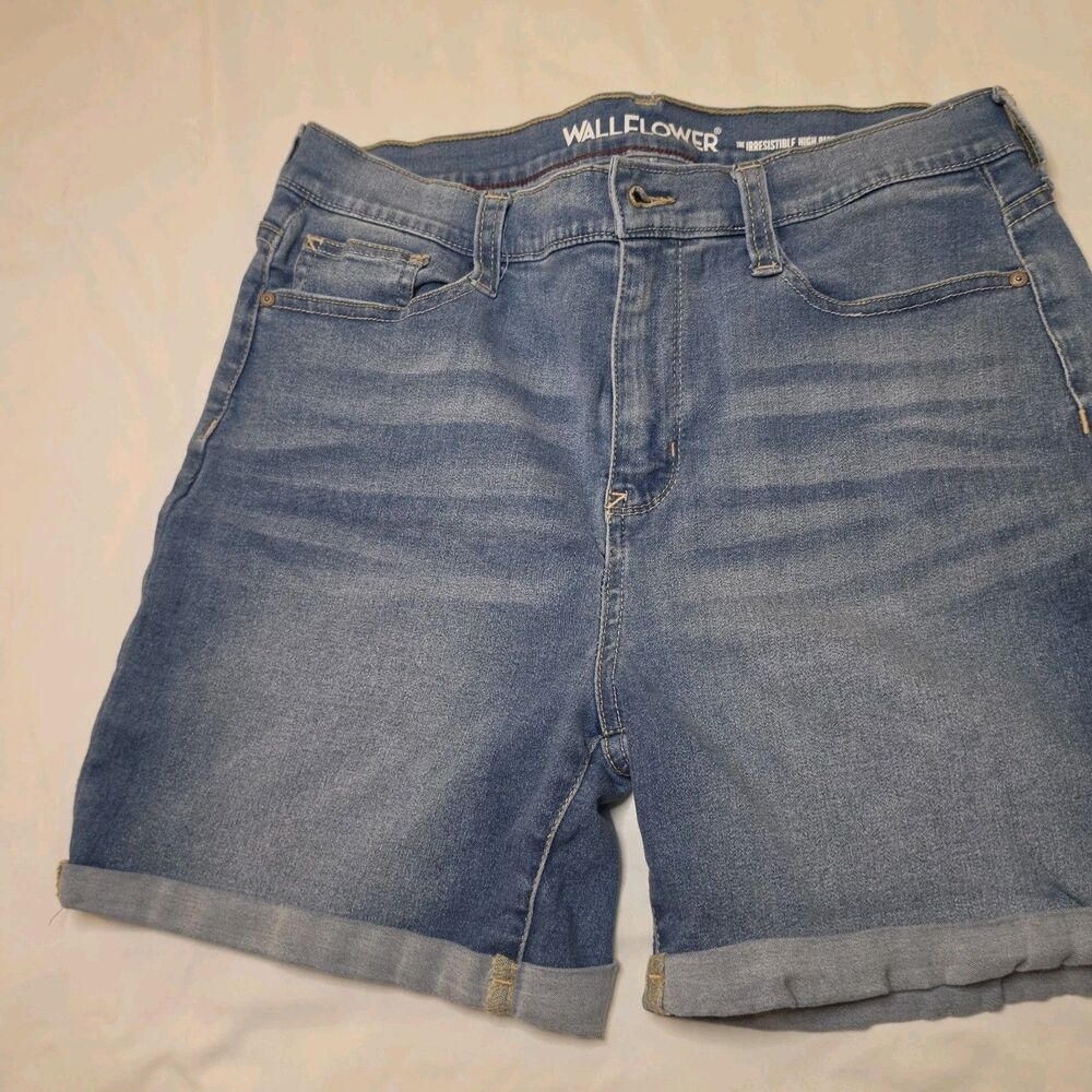 Wallflower Irresistible High Rise Skinny Jeans Juniors Size 11 Light Wash...